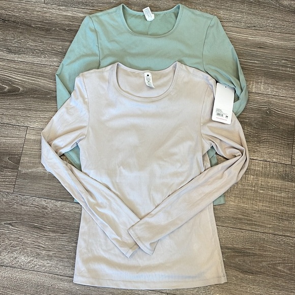 Yogalicious Heavenly Ribbed Kathleen Full Length Long Sleeve Top Bundle (2) - Picture 7 of 8